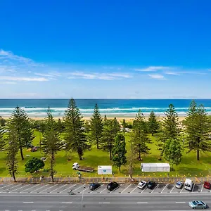 Sandpiper 3* Broadbeach